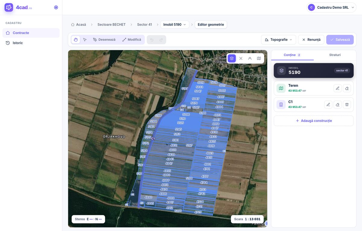Editorul de geometrie 4cad: un imobil desenat pe hartă satelit, cu panoul Conține și uneltele de desenare